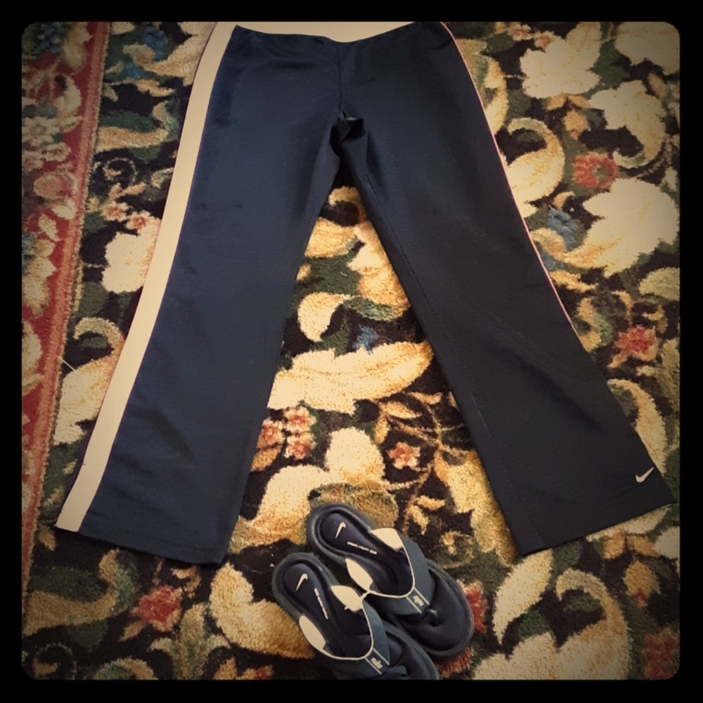 Ladies Nike mesh pants and Nike flip flops